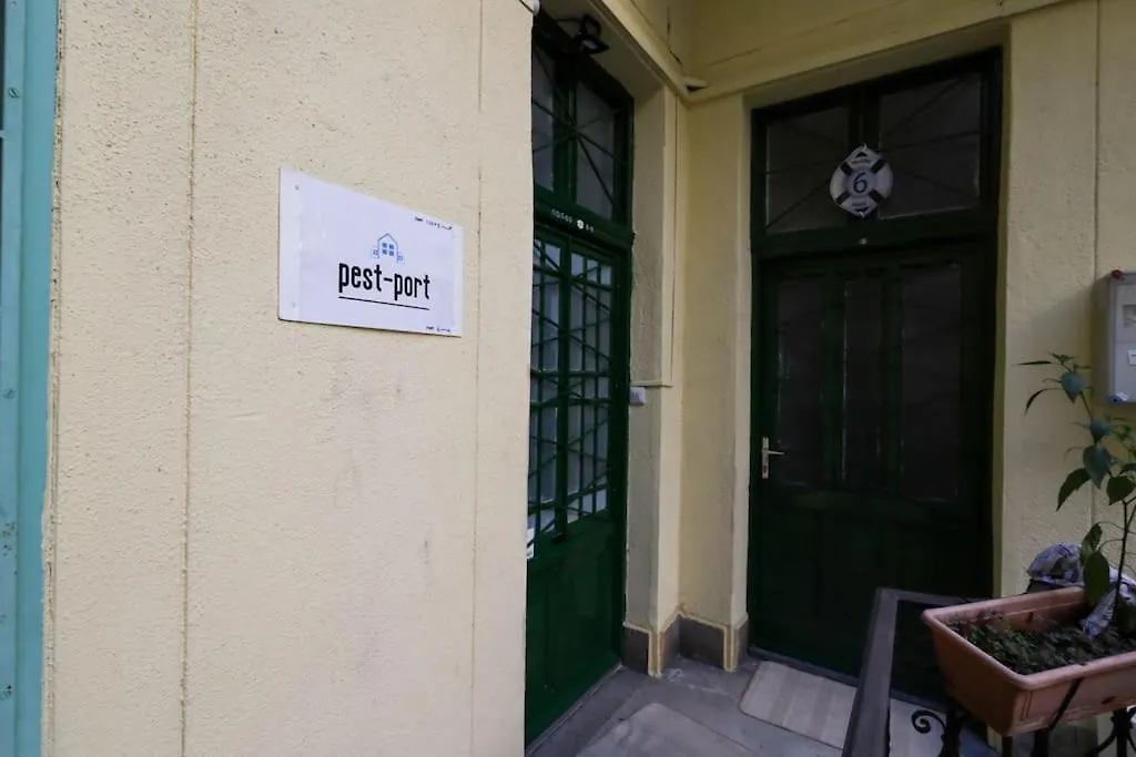 Pest-Port Private Apartment Room-6 Budapest Hungary