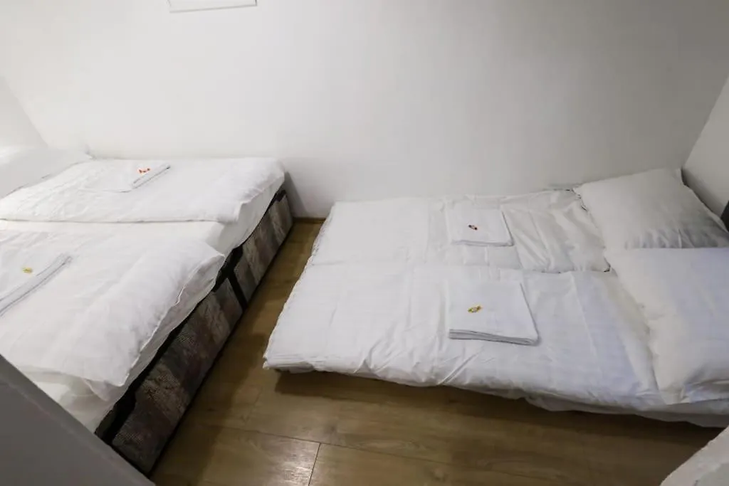 Pest-Port Private Apartment Room-6 Budapest Hungary