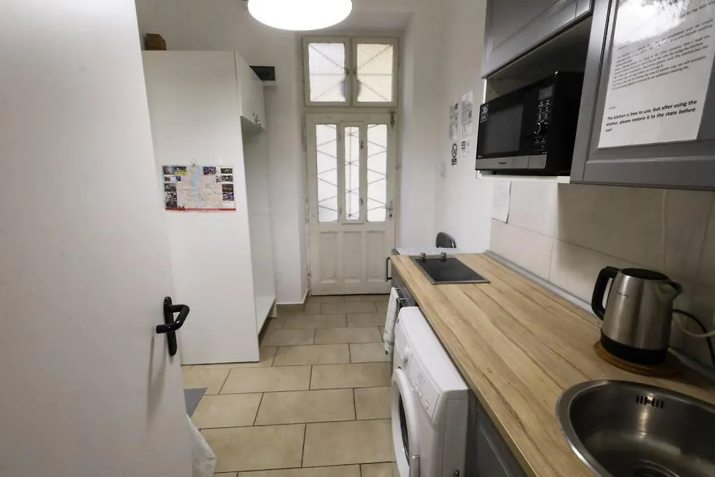 Pest-Port Private Apartment Room-6 Budapest